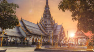 Travel Guide for Couples To The Most Beautiful Cities in Asia